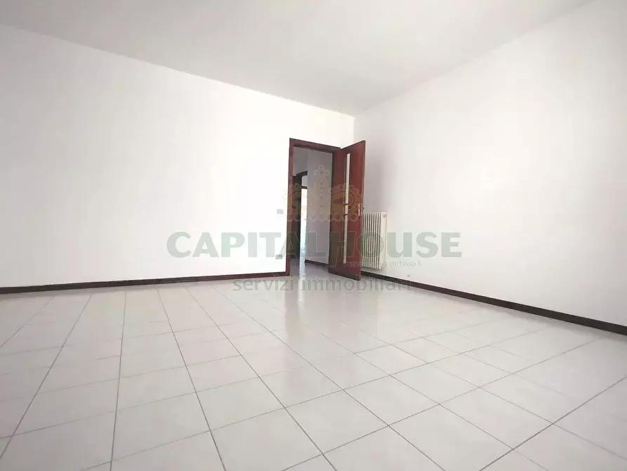 Immagine 17 di Appartamento in affitto  a Capua