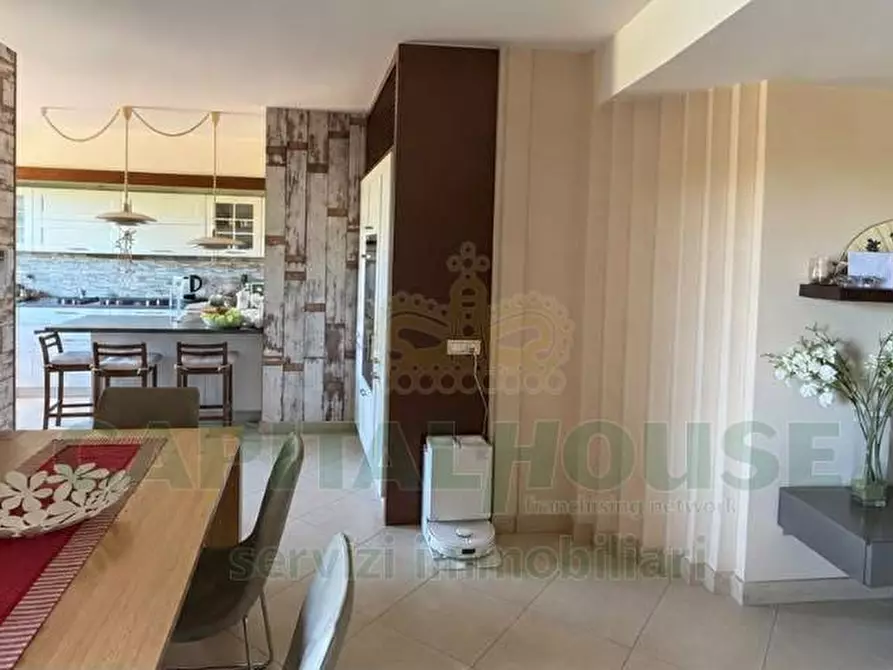 Immagine 5 di Villa in vendita  in Corso Caracciolo a Mercato San Severino