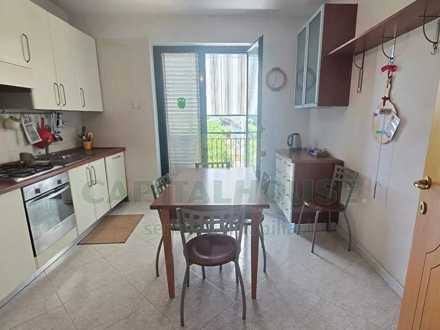 Immagine 6 di Appartamento in vendita  in Via Federico Fellini a Capodrise