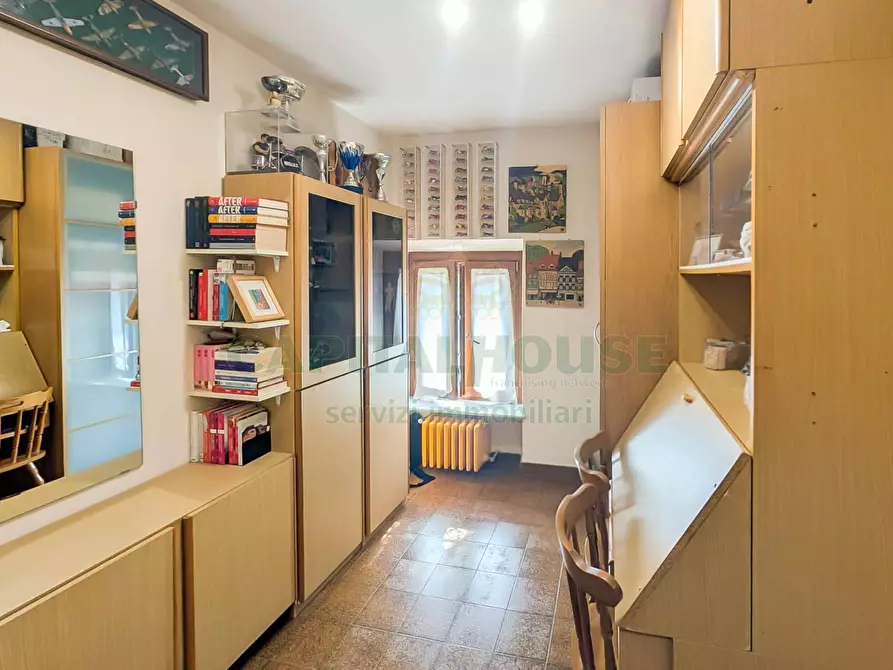 Immagine 18 di Appartamento in vendita  in Via S. Allende a Locate Di Triulzi