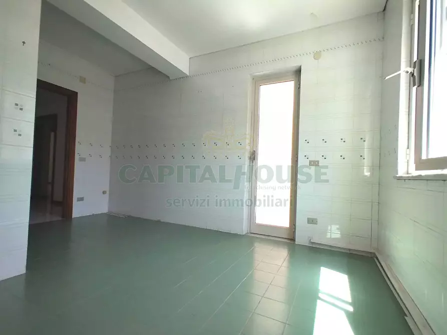 Immagine 41 di Appartamento in affitto  a Capua