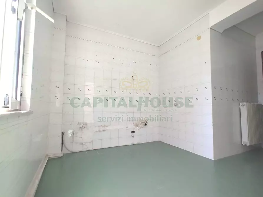 Immagine 47 di Appartamento in affitto  a Capua