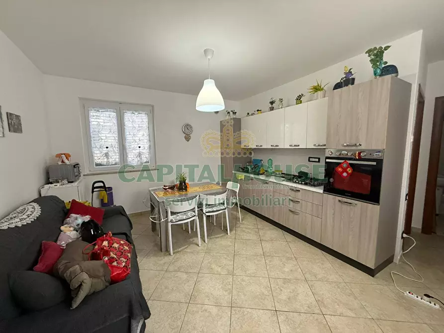 Immagine 1 di Appartamento in vendita  in Via Santa Lucia a Baronissi
