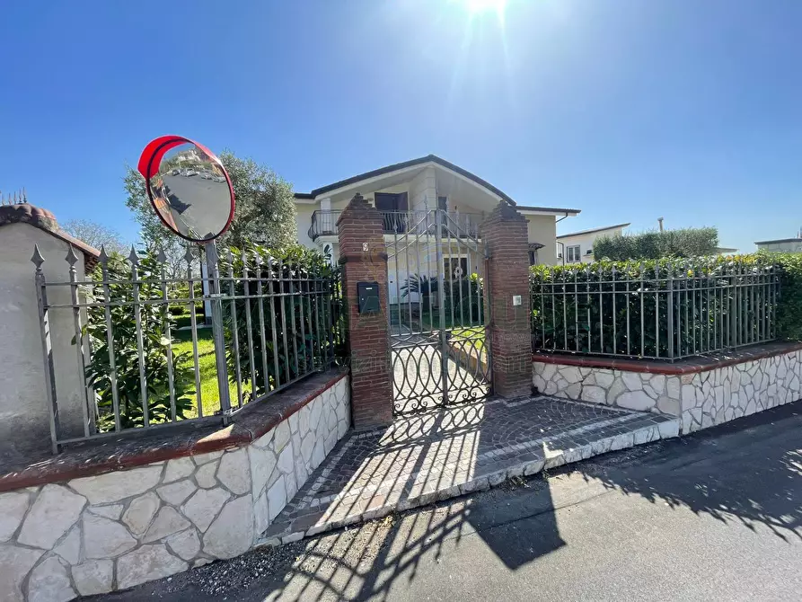 Immagine 2 di Villa in affitto  in avella a Avella