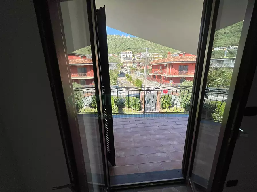 Immagine 42 di Villa in affitto  in avella a Avella
