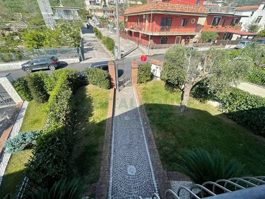 Immagine 61 di Villa in affitto  in avella a Avella