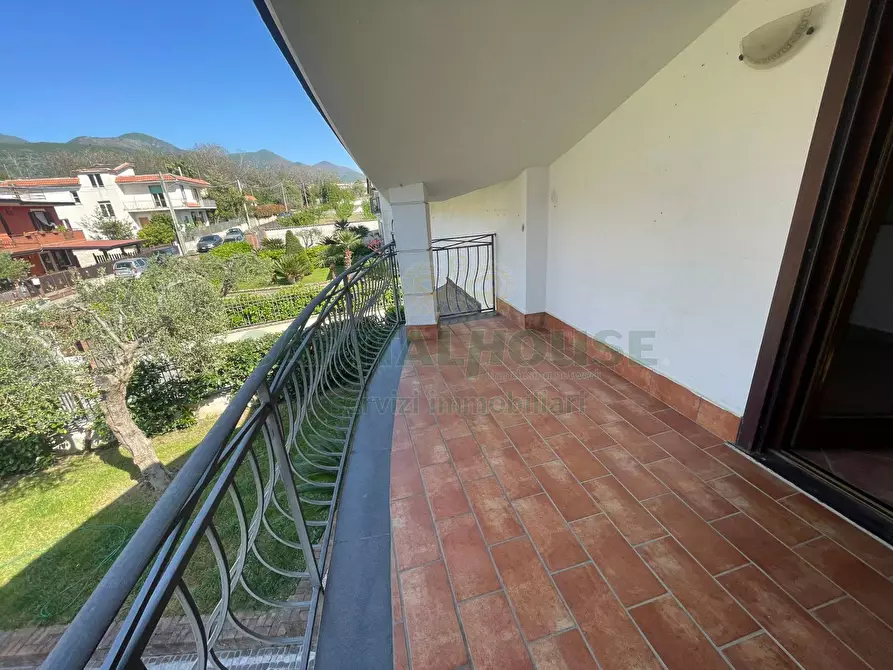 Immagine 64 di Villa in affitto  in avella a Avella