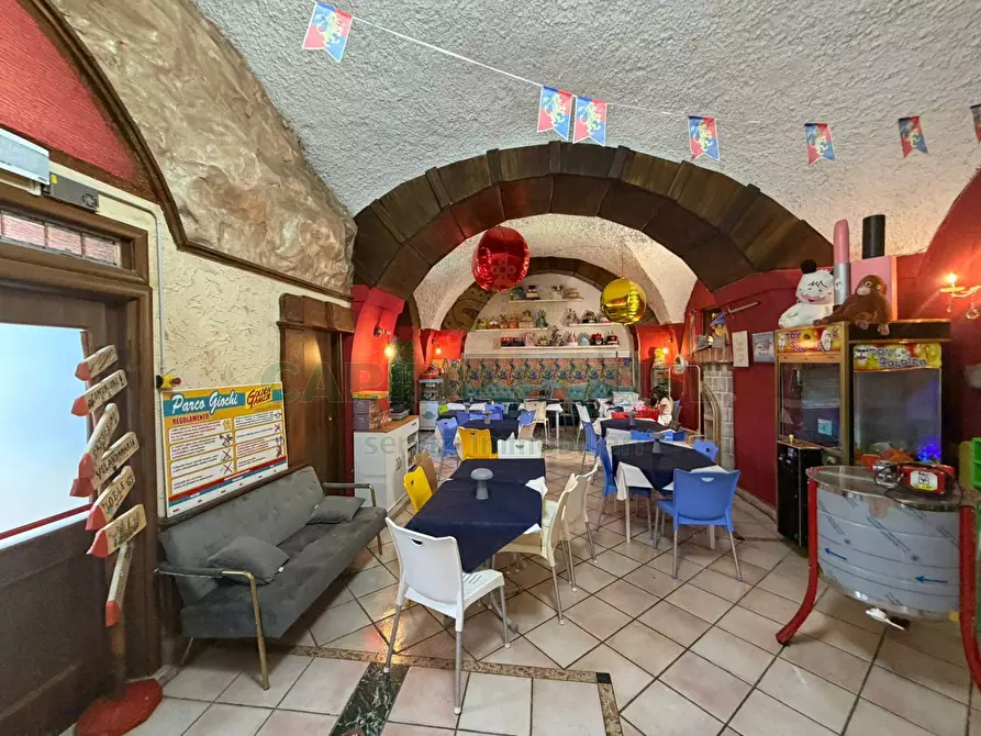 Immagine 7 di Locale commerciale in vendita  in Via Torrione Marcello a Mercato San Severino