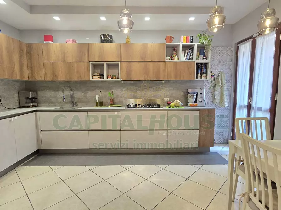 Immagine 10 di Appartamento in vendita  in Via Paul Harris a Capodrise