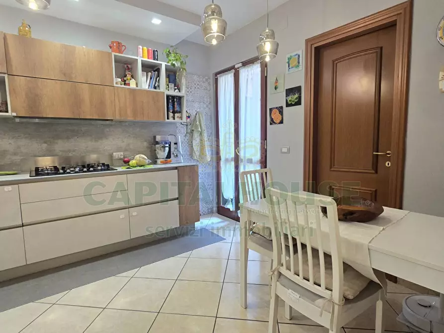 Immagine 11 di Appartamento in vendita  in Via Paul Harris a Capodrise