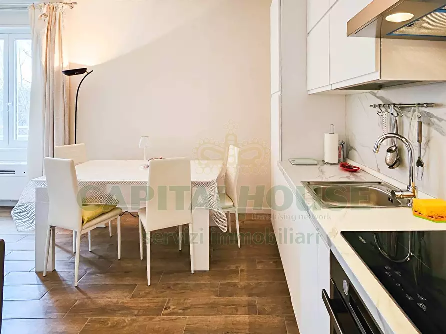 Immagine 10 di Appartamento in vendita  in Via Fortezza a Milano