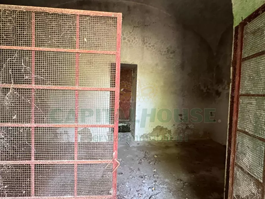 Immagine 10 di Magazzino in vendita  in viale de lucia a Mugnano Del Cardinale