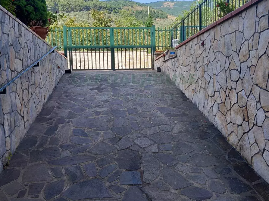 Immagine 9 di Villa in vendita  in sirignano a Sirignano