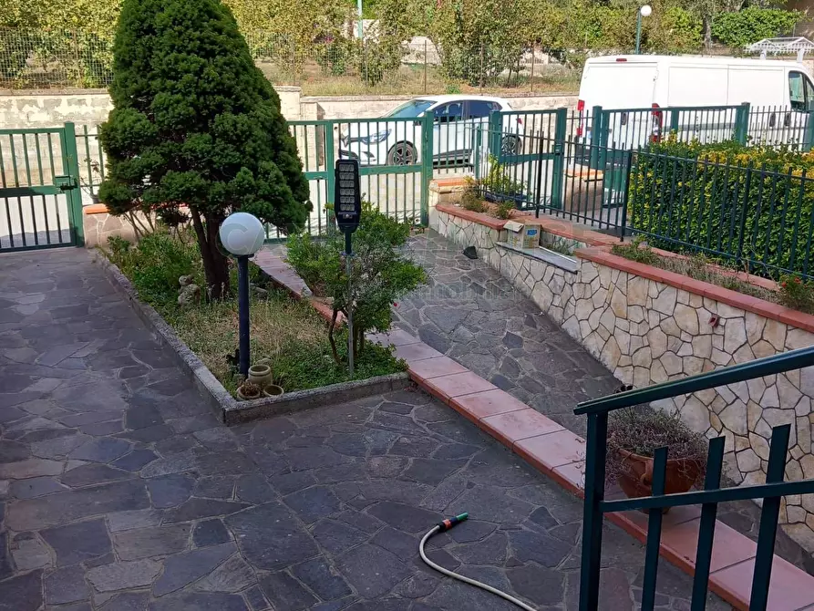 Immagine 48 di Villa in vendita  in sirignano a Sirignano