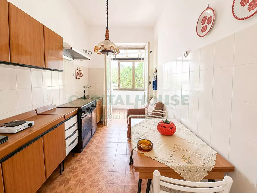 Immagine 10 di Appartamento in vendita  in VIA LARGO AMICO a Capua