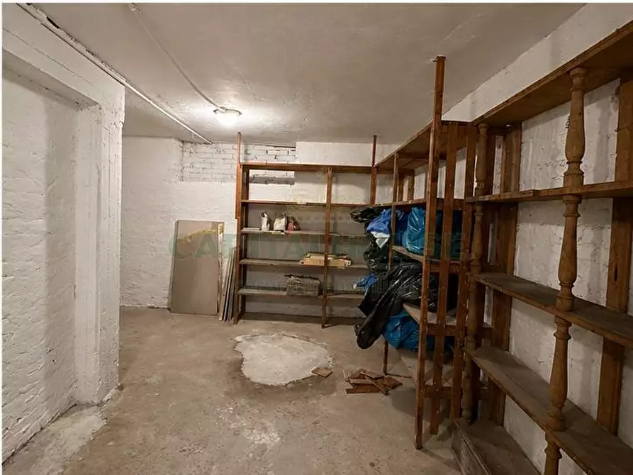 Immagine 17 di Appartamento in vendita  in Via Del Borgo Di San Pietro a Bologna