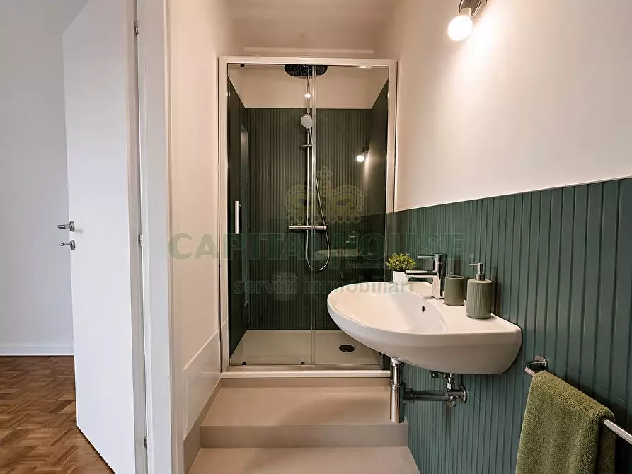 Immagine 10 di Appartamento in vendita  in Via Del Borgo Di San Pietro a Bologna
