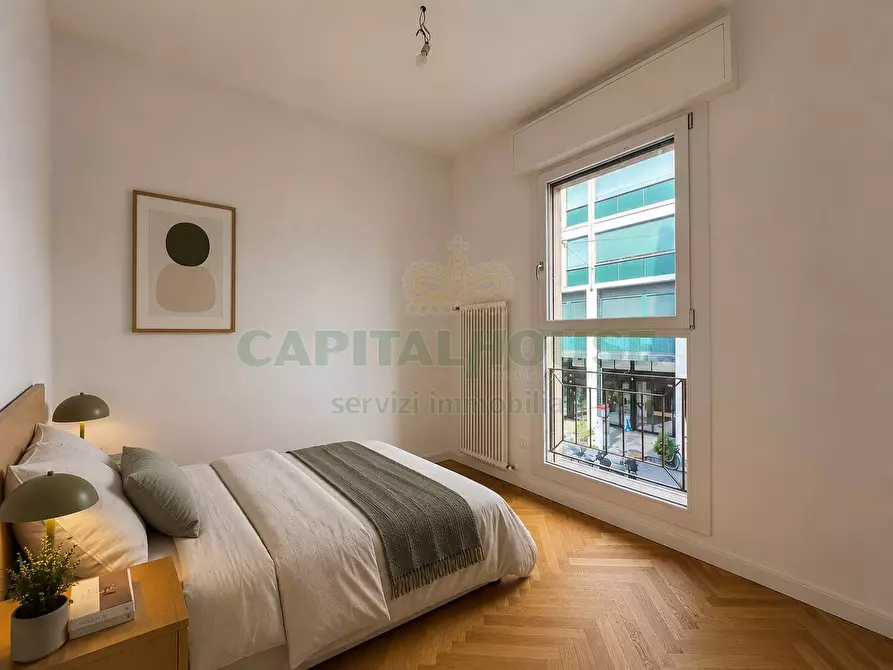 Immagine 11 di Appartamento in vendita  in Via Del Borgo Di San Pietro a Bologna