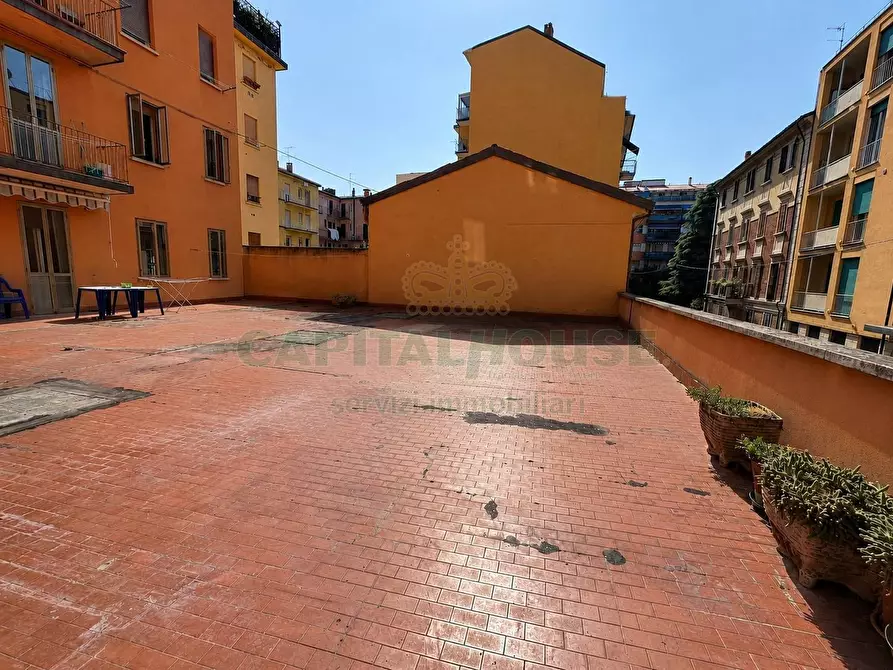 Immagine 16 di Appartamento in vendita  in Via Del Borgo Di San Pietro a Bologna