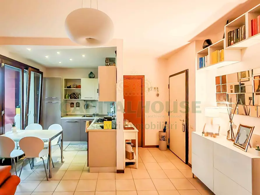 Immagine 3 di Appartamento in vendita  in Viale Sarca a Milano