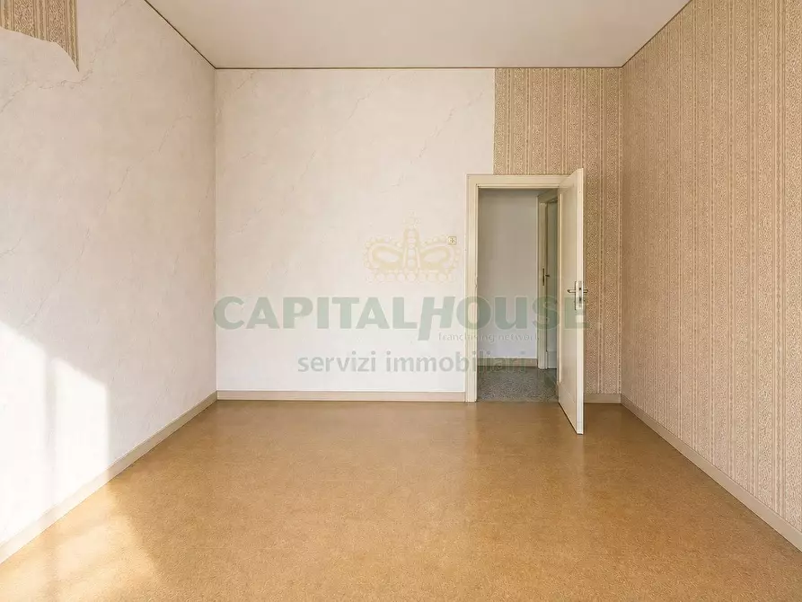 Immagine 11 di Appartamento in vendita  in VIALE FERROVIA a Capua