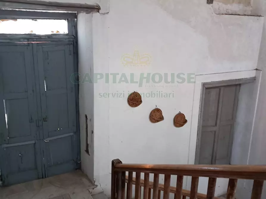 Immagine 31 di Palazzo in vendita  in sirignano a Sirignano