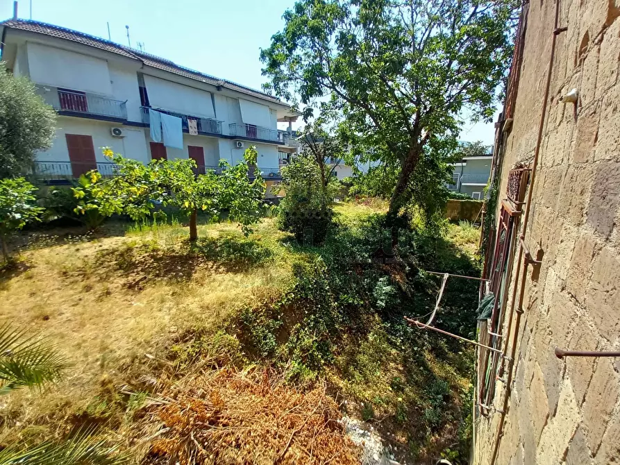 Immagine 20 di Palazzo in vendita  in sirignano a Sirignano