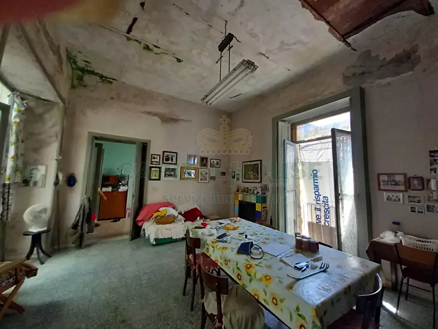 Immagine 37 di Palazzo in vendita  in sirignano a Sirignano