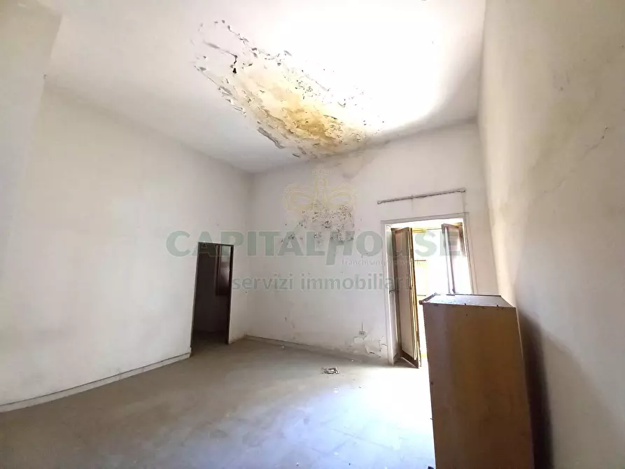 Immagine 44 di Palazzo in vendita  in sirignano a Sirignano