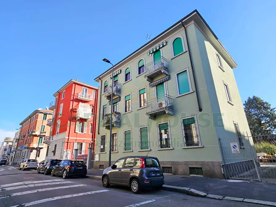 Immagine 25 di Appartamento in vendita  in Via Alfredo Soffredini a Milano