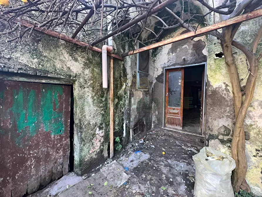 Immagine 25 di Rustico / casale in vendita  in via vastola a Cercola