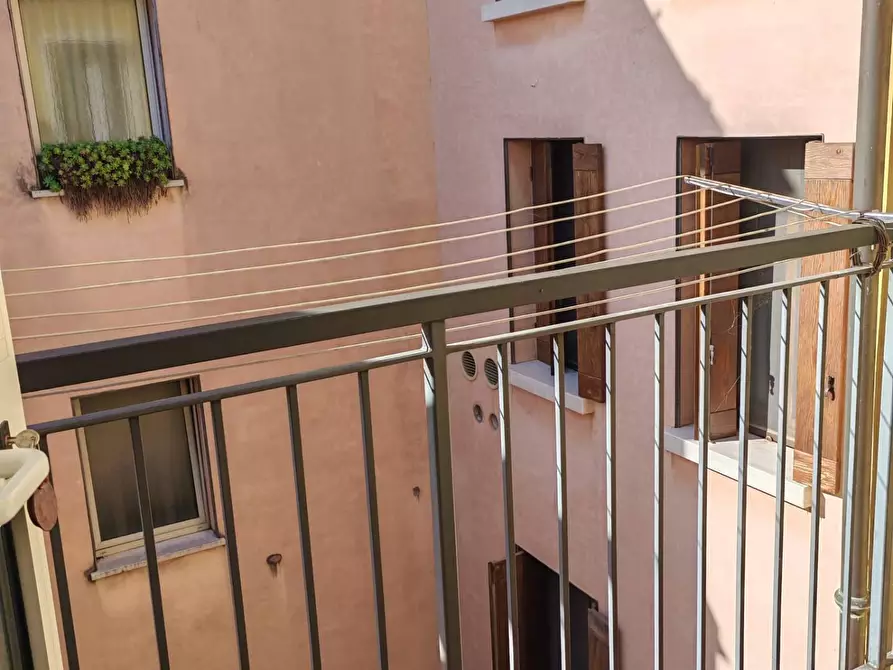 Immagine 5 di Appartamento in vendita  in VIA CORRIDONI a Mantova