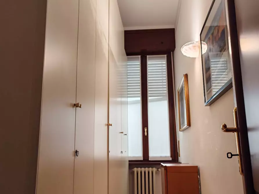 Immagine 9 di Appartamento in vendita  in VIA CORRIDONI a Mantova