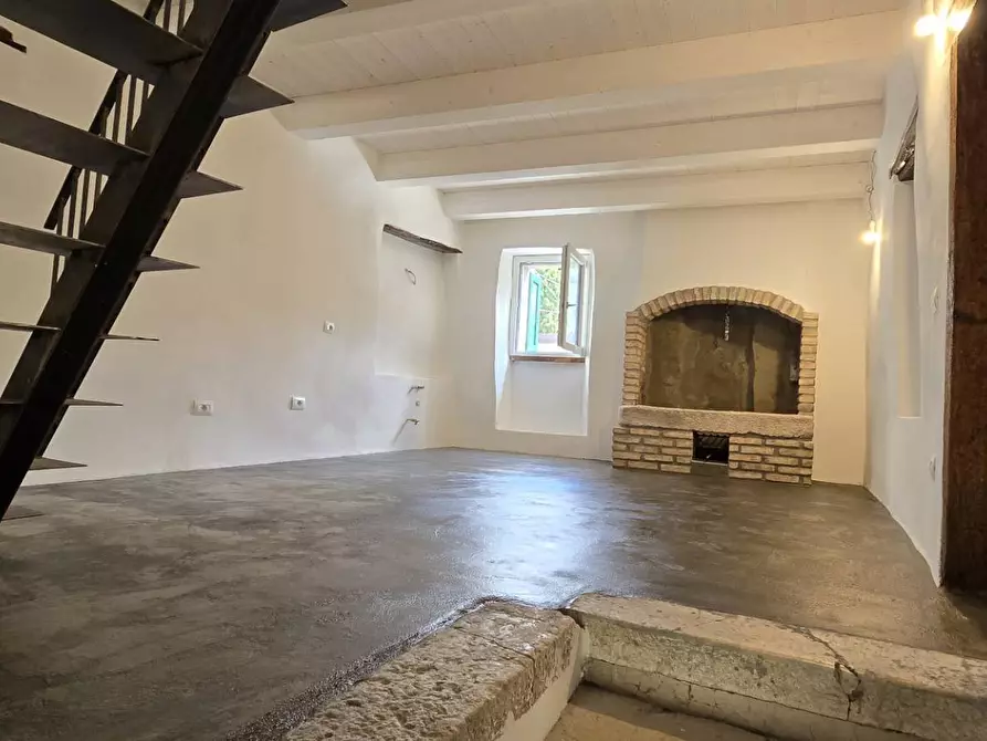 Immagine 2 di Appartamento in vendita  a Volta Mantovana