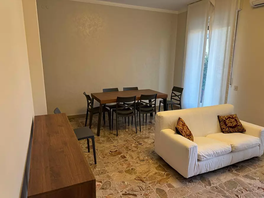 Immagine 4 di Appartamento in affitto  in CORSO PRADELLA 4 a Mantova