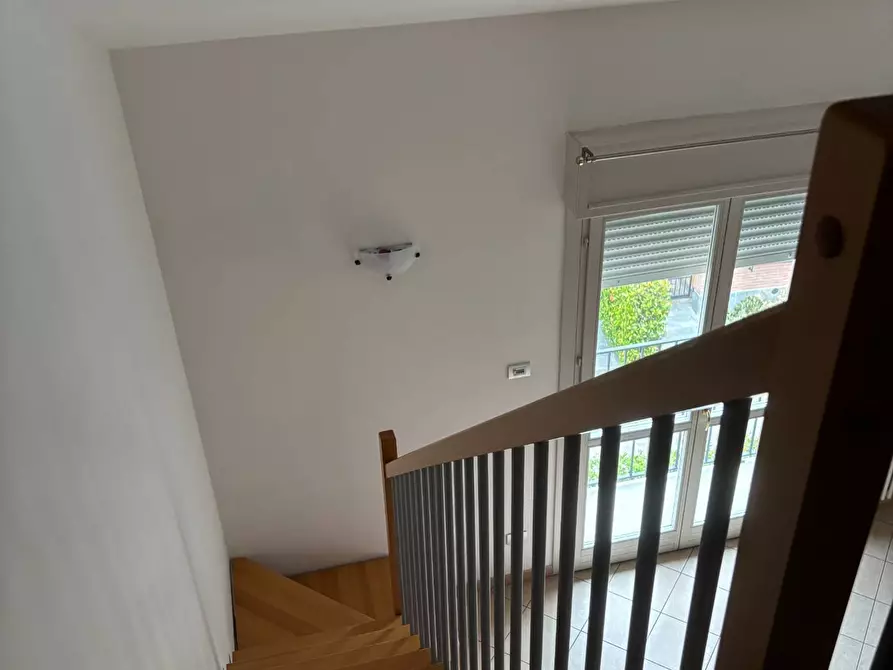 Immagine 12 di Appartamento in affitto  in via Gombrich a Mantova