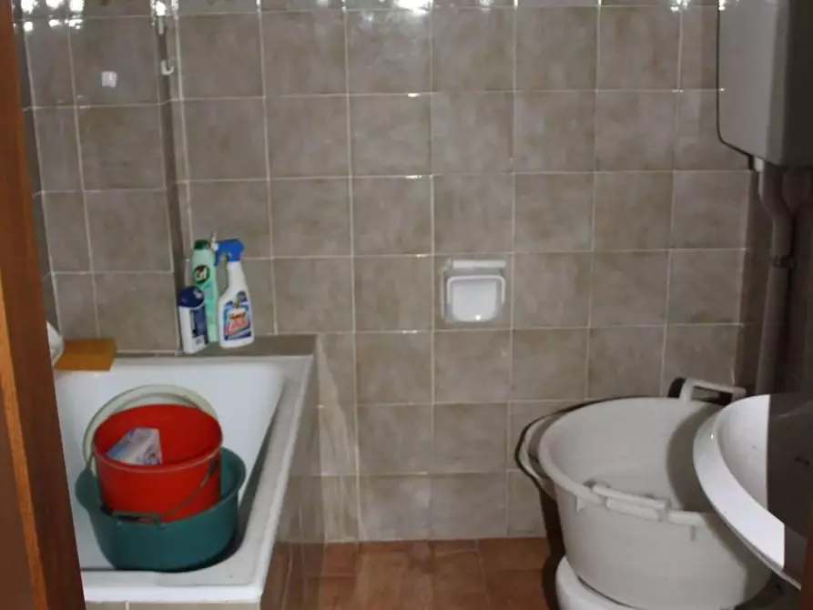 Immagine 13 di Casa indipendente in vendita  in Giuseppe Verdi 7 a Carunchio