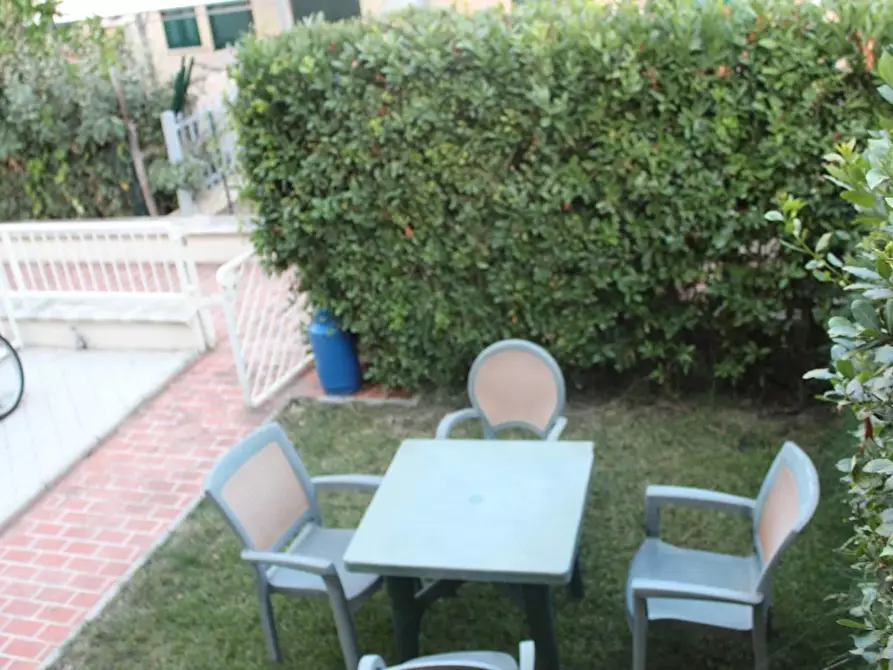 Immagine 1 di Appartamento in vendita  a Montenero Di Bisaccia