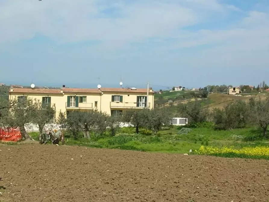 Immagine 1 di Terreno residenziale in vendita  in Monteleforche a Carunchio