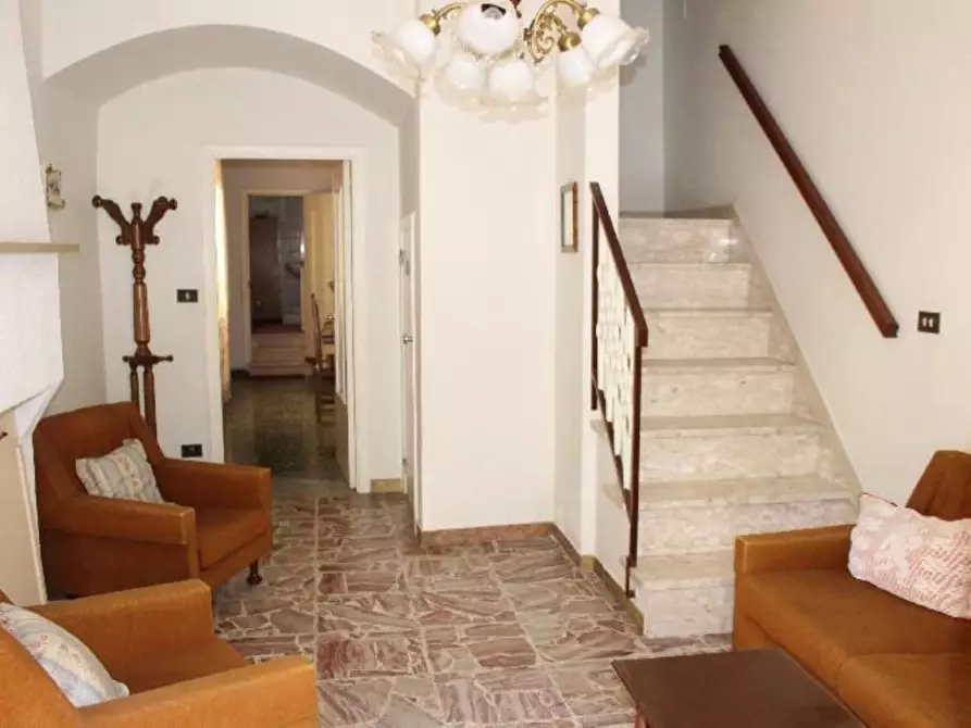 Immagine 1 di Casa indipendente in vendita  in Marruccina a Cupello