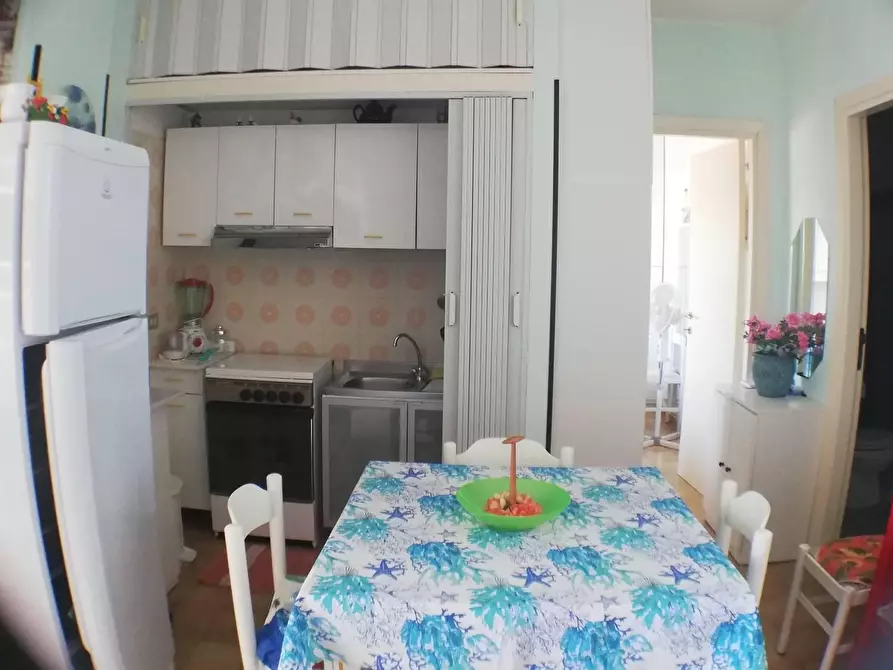 Immagine 10 di Appartamento in vendita  in Raffaele Paolucci 65 a Carunchio