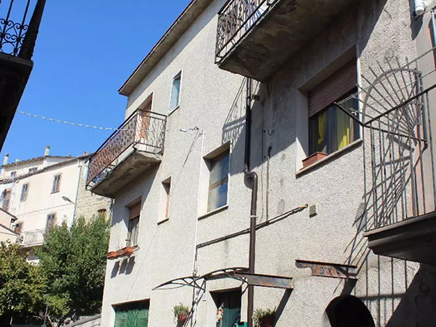 Immagine 2 di Casa indipendente in vendita  in San Antonio Abate 1 a Carunchio