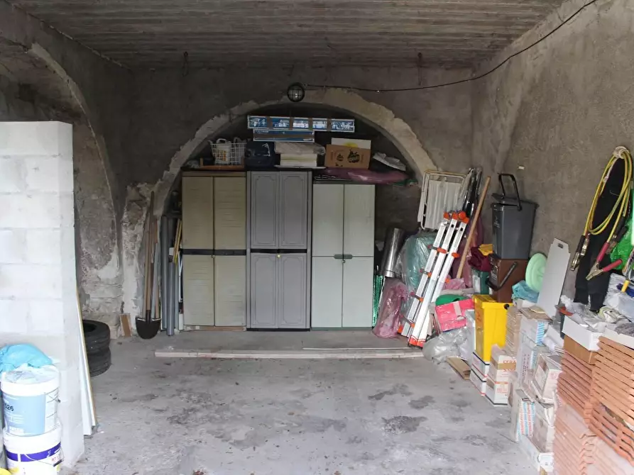 Immagine 31 di Villa in vendita  in Roma 21-2 a Carunchio