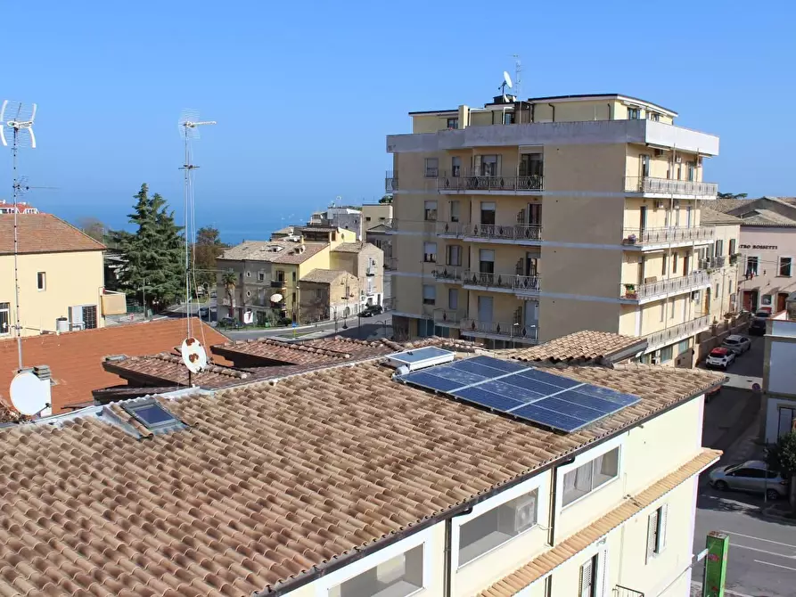 Immagine 21 di Appartamento in vendita  in Carlo Goldoni 8 a Vasto