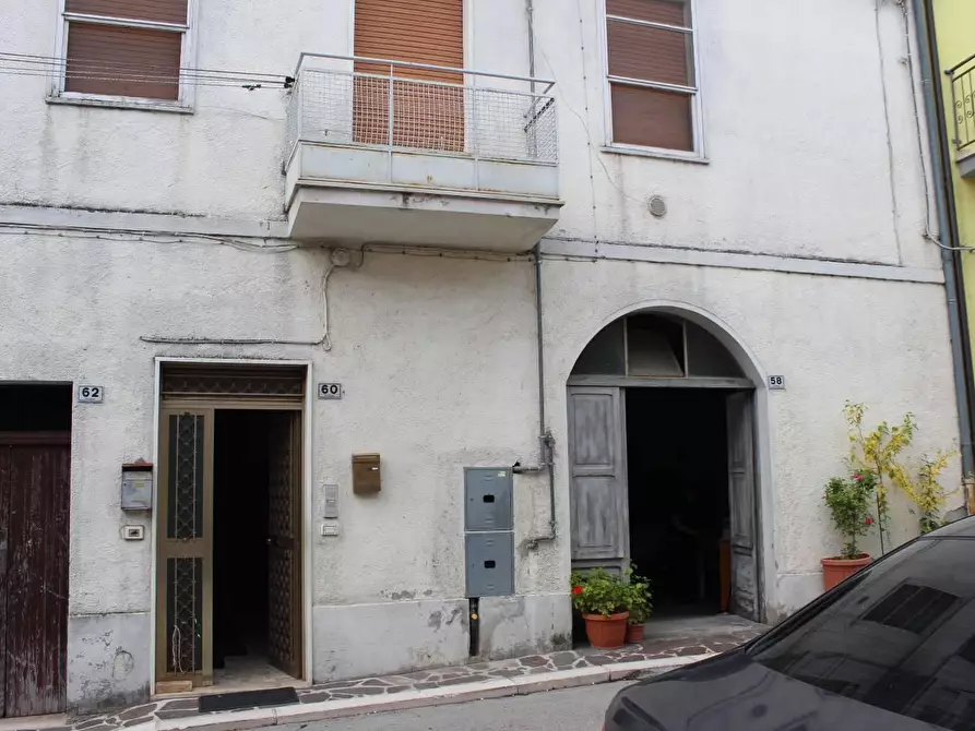 Immagine 5 di Appartamento in vendita  in Roma a Carunchio