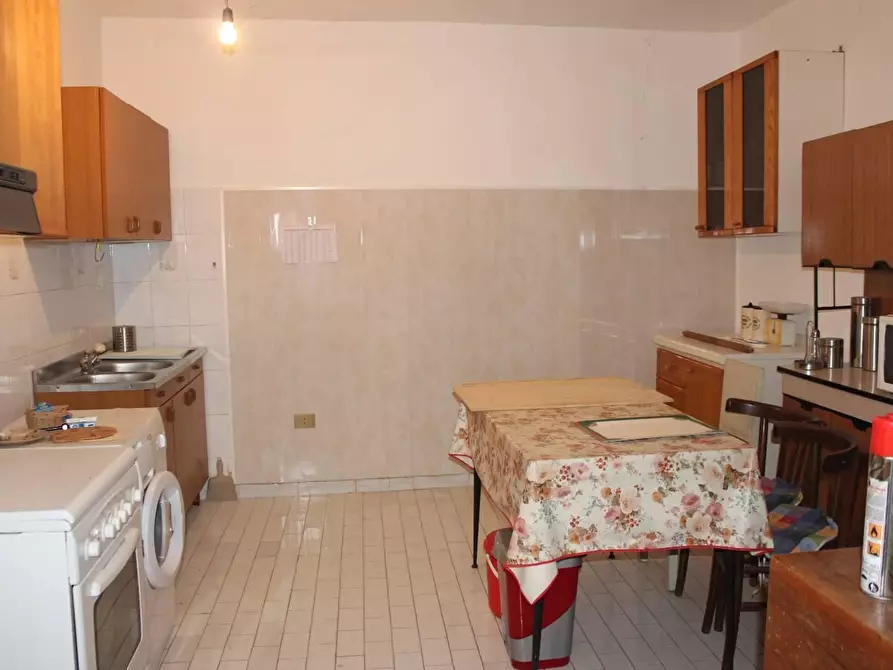 Immagine 7 di Appartamento in vendita  in Roma a Carunchio