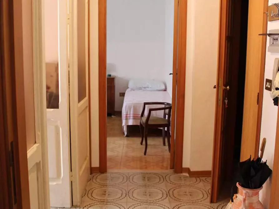 Immagine 12 di Appartamento in vendita  in Roma a Carunchio