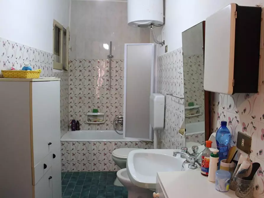 Immagine 18 di Appartamento in vendita  in Roma a Carunchio