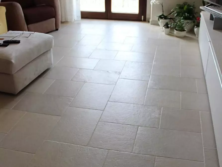 Immagine 5 di Appartamento in vendita  in San Antonio Abate a Carunchio