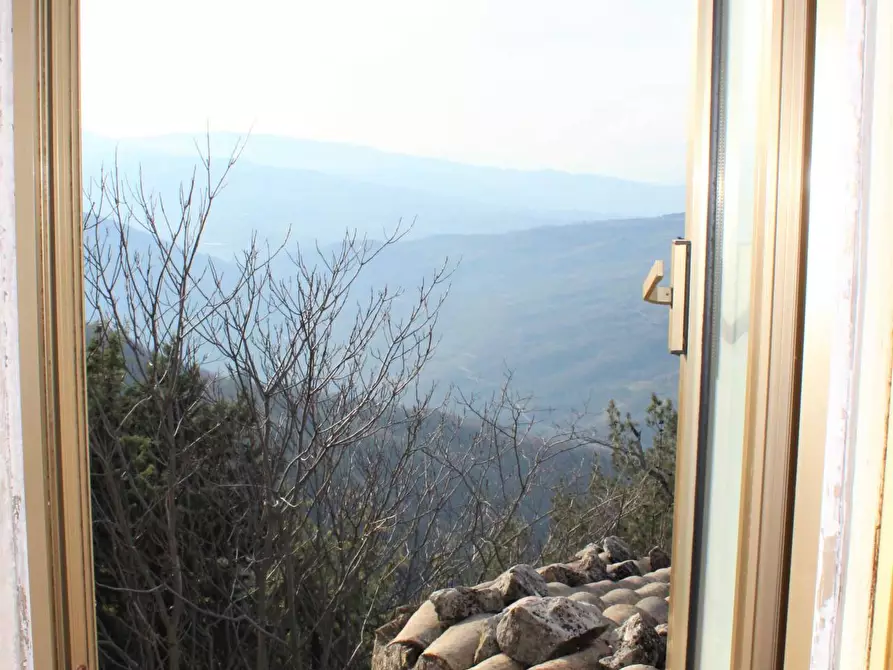 Immagine 16 di Casa indipendente in vendita  in Via Vittorio Veneto 81 a Carunchio